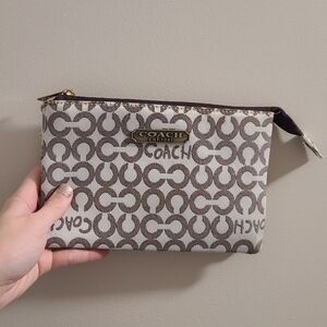 Vintage Coach Clutch Purse/Wallet 👛